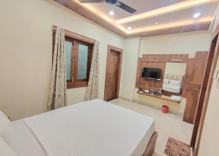 Hotel Nandini Palace