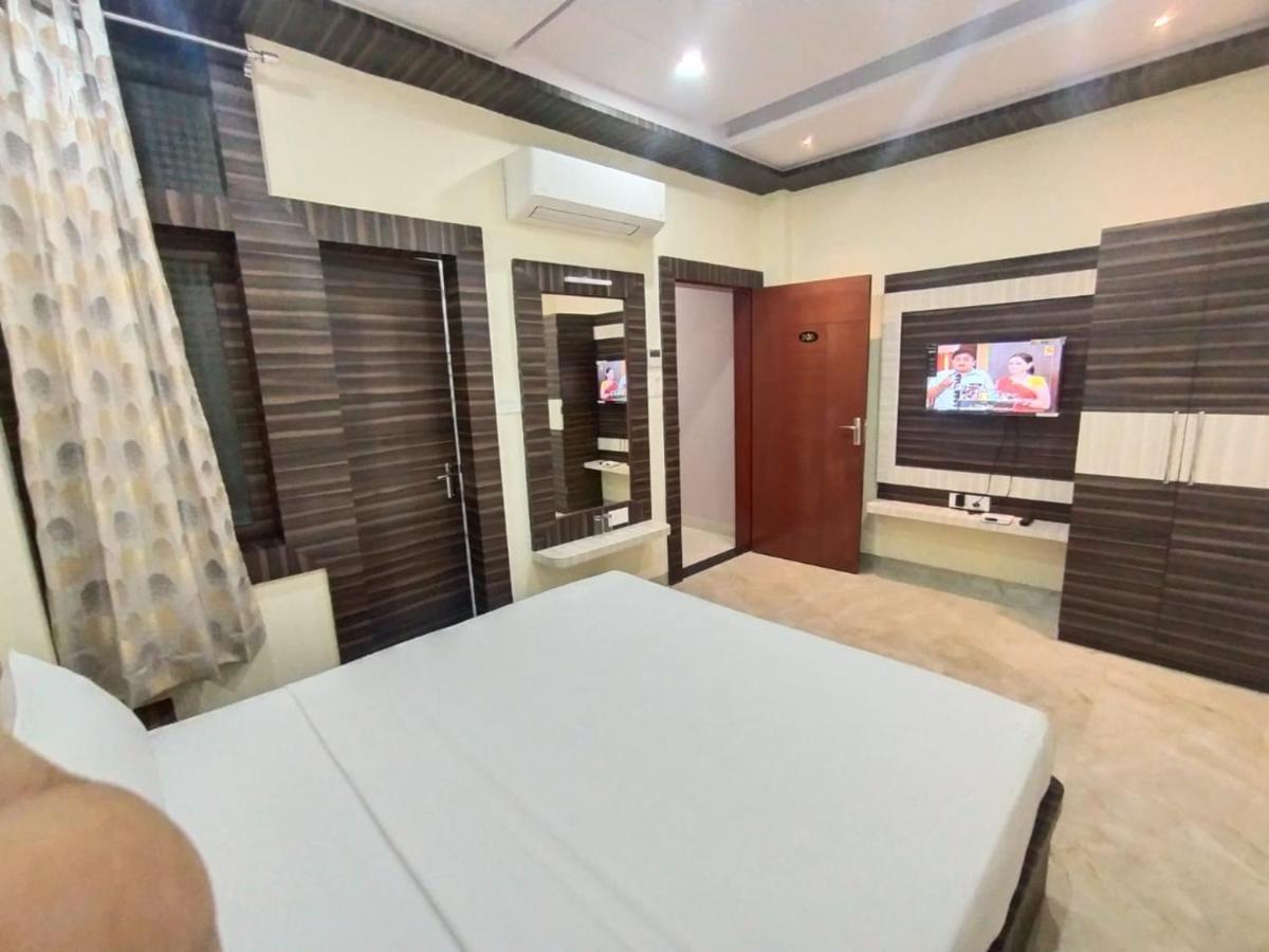 Hotel Nandini Palace Varanasi