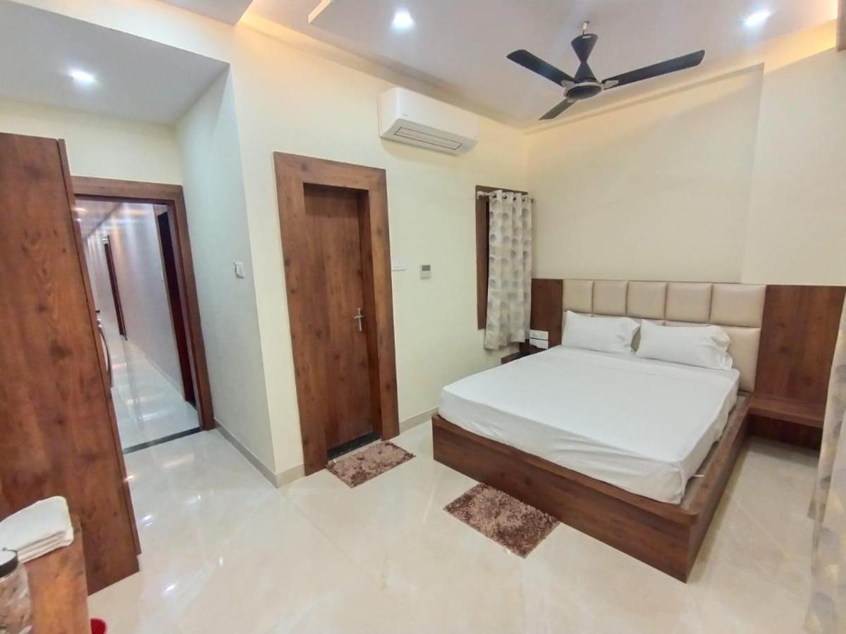 Hotel Nandini Palace 3*